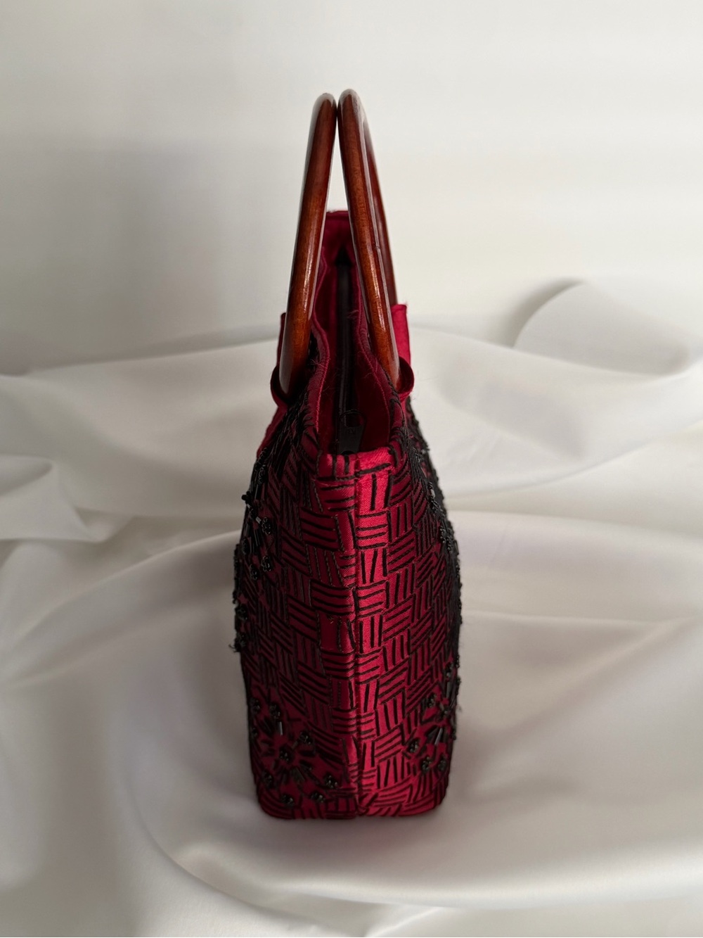 Torba Red Embroidered Satchel Handbag Wooden Ring Handles Floral Beaded Purse - Picture 4 of 8